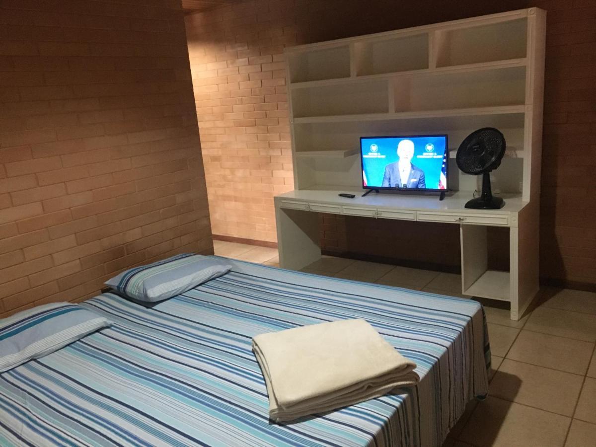 سوكورو Chacara 4 Quartos Com Piscina المظهر الخارجي الصورة
